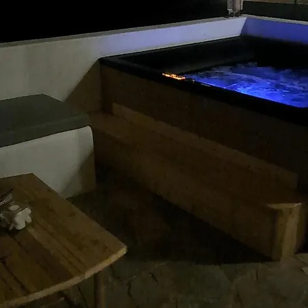 Paros King