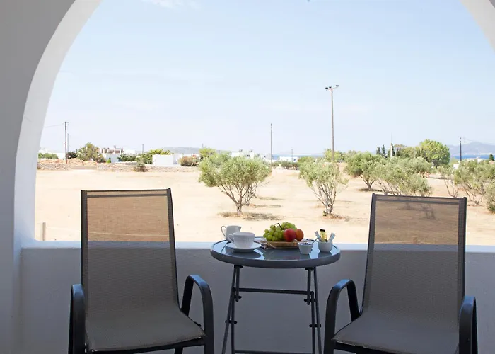 Paros King 公寓式酒店 3*